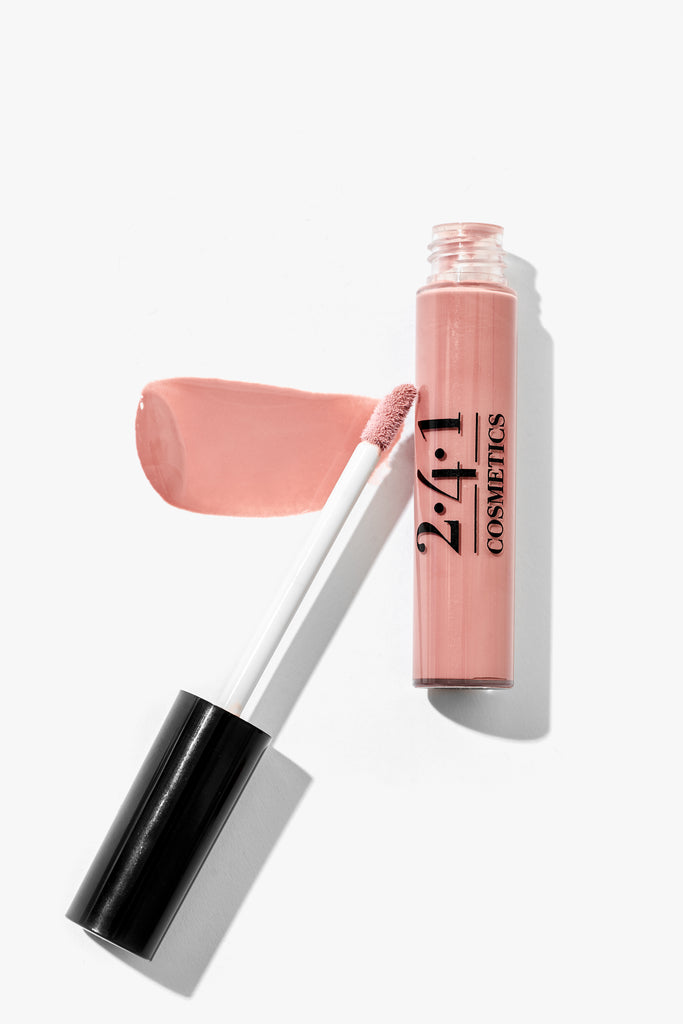 2.4.1.Cosmetics-pink lip gloss